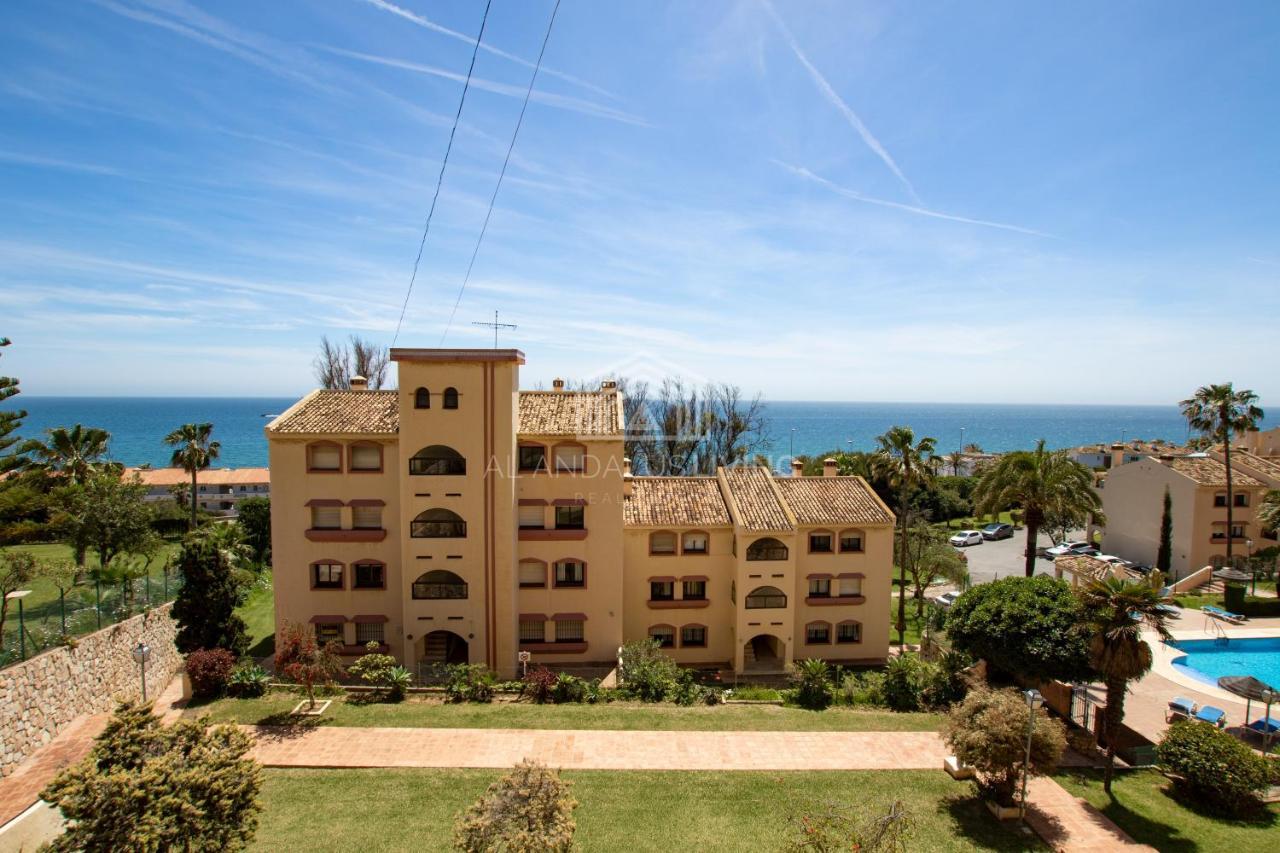 Апартаменты Panoramic Sea Views And Direct Access To The Beach From The Community In Torrenueva Малага Экстерьер фото