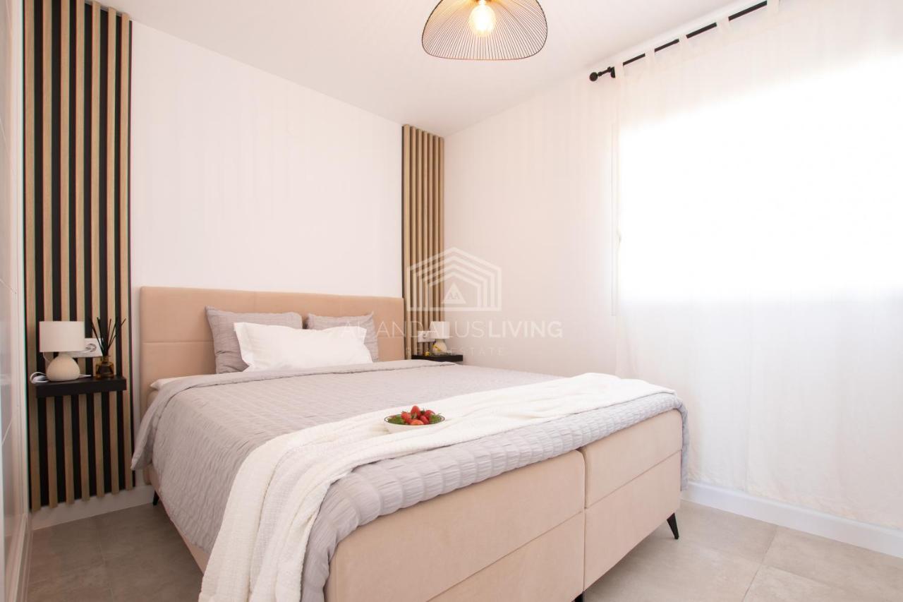 Апартаменты Panoramic Sea Views And Direct Access To The Beach From The Community In Torrenueva Малага Экстерьер фото